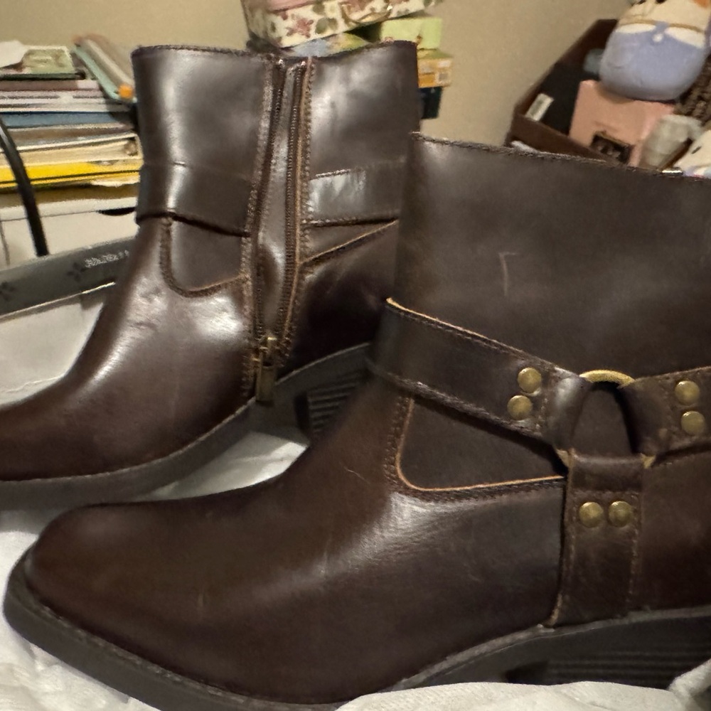 Sun & Stone Dark Brown Leather Ankle Boots